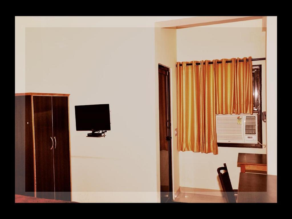 Accent Hotel Greater Noida Luaran gambar